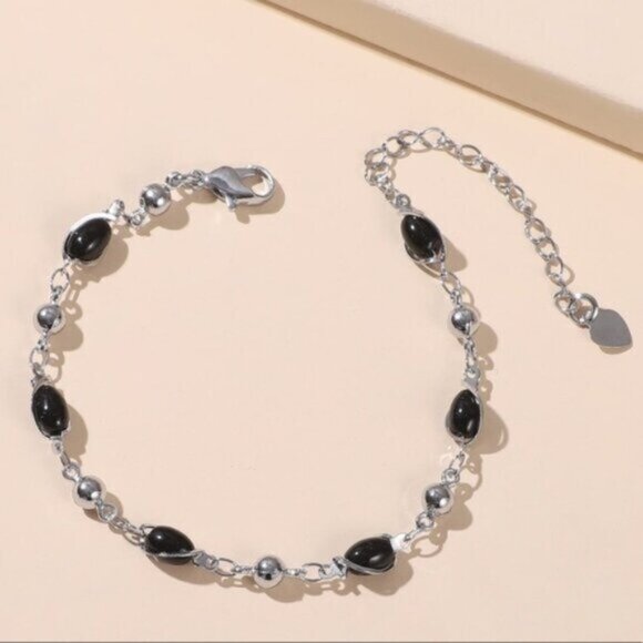 Sleek Silver and Black Bead Bracelet - Picture 1 of 5